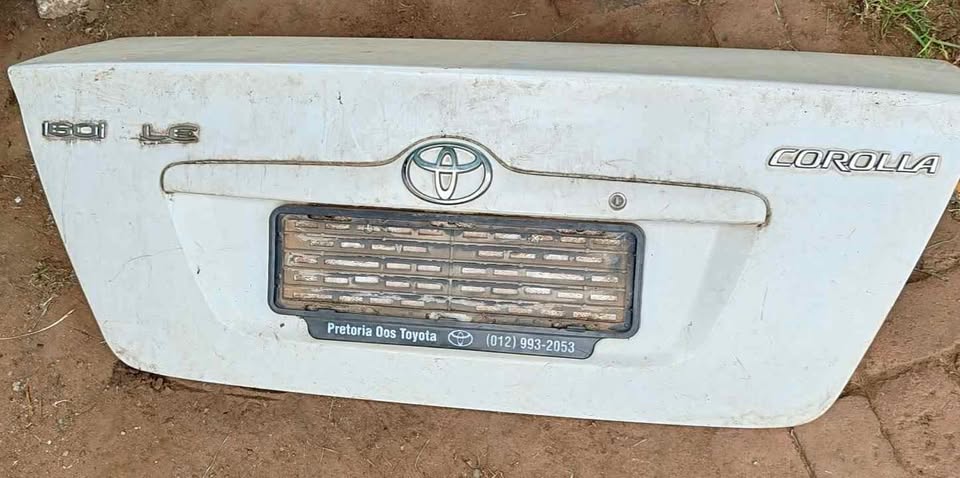Toyota corolla E120/E130 bootlid. Message me - Private Seller Toyota corolla E120/E130 bootlid. Message me - Private Seller