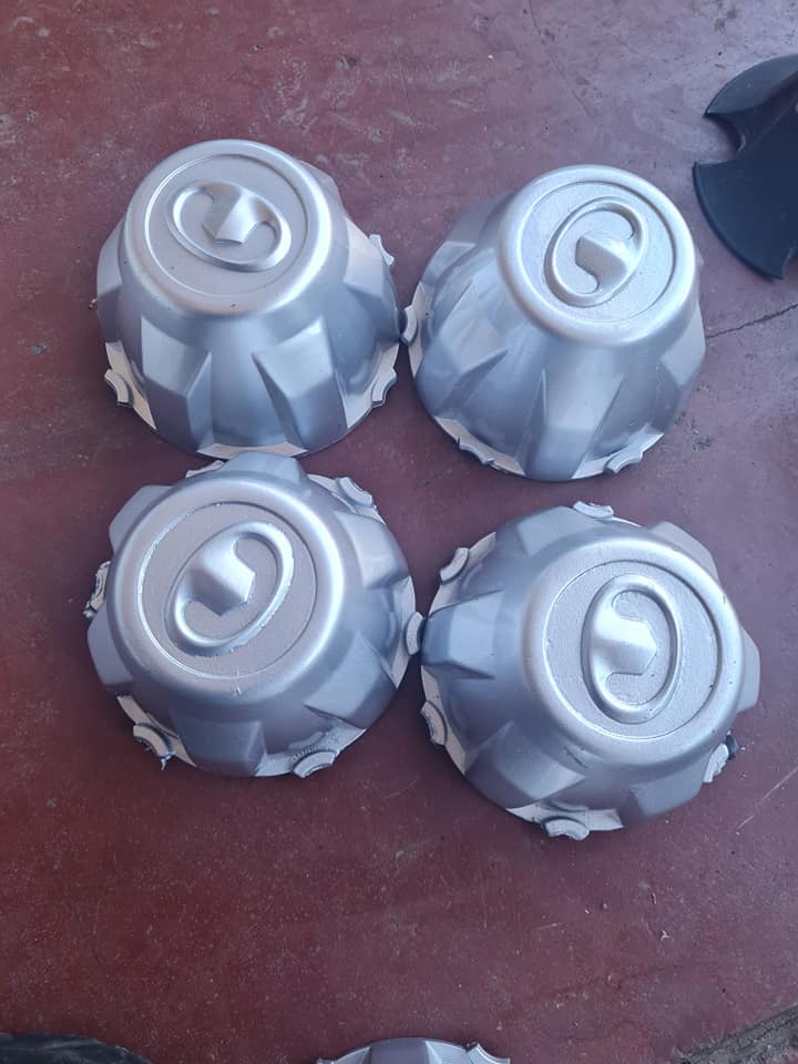 Gwm original centre caps for the steal rims - Private Seller