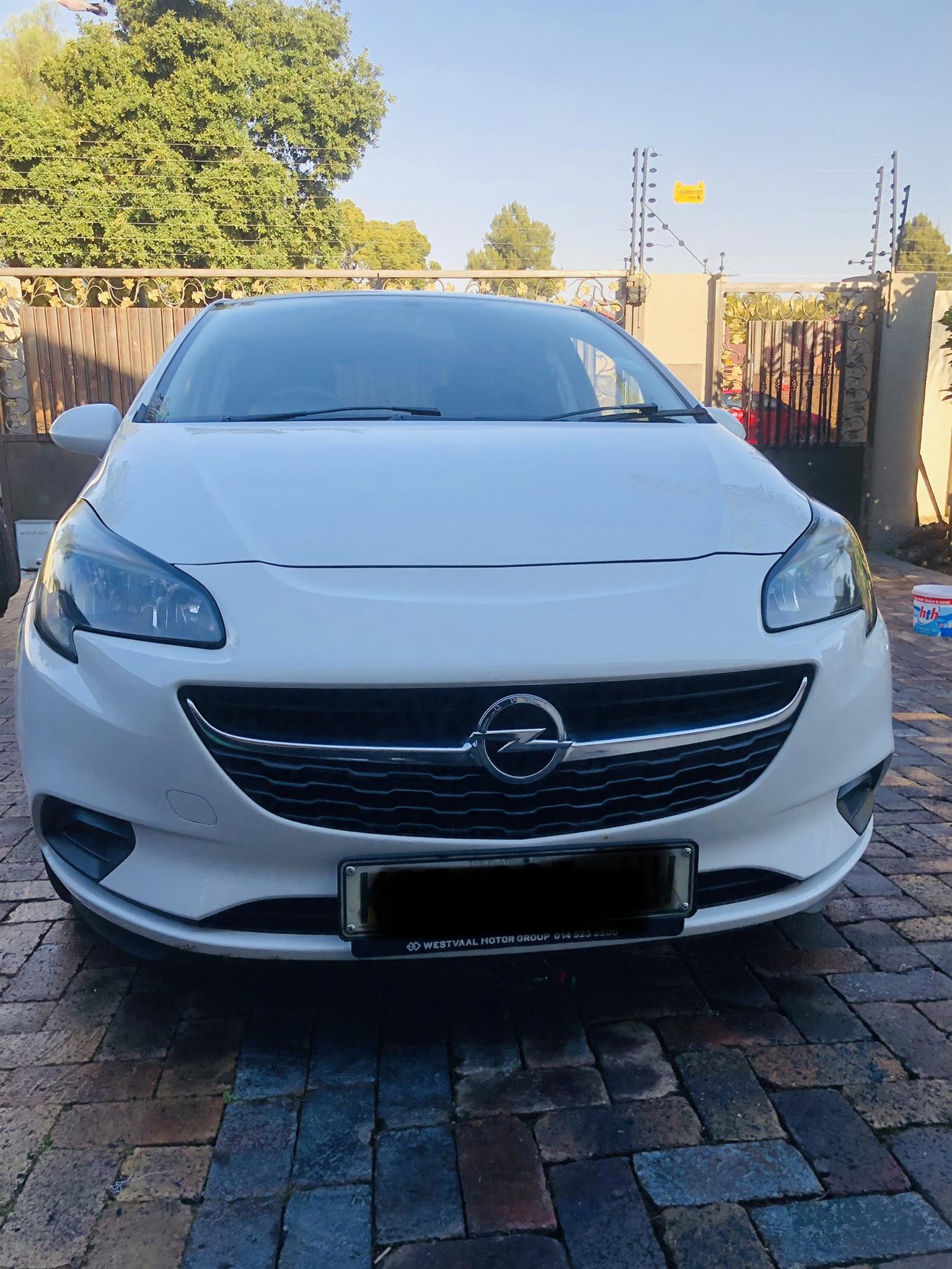 Opel Corsa 1.0T ECOTEC (Enjoy)