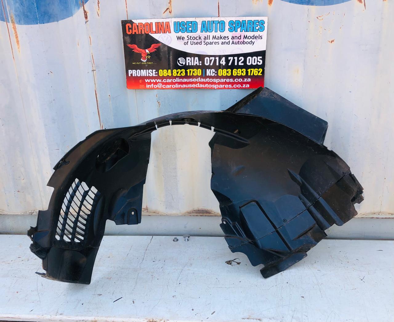 Jaguar F-pace X761 left side front fender liner (2017) - Private Seller