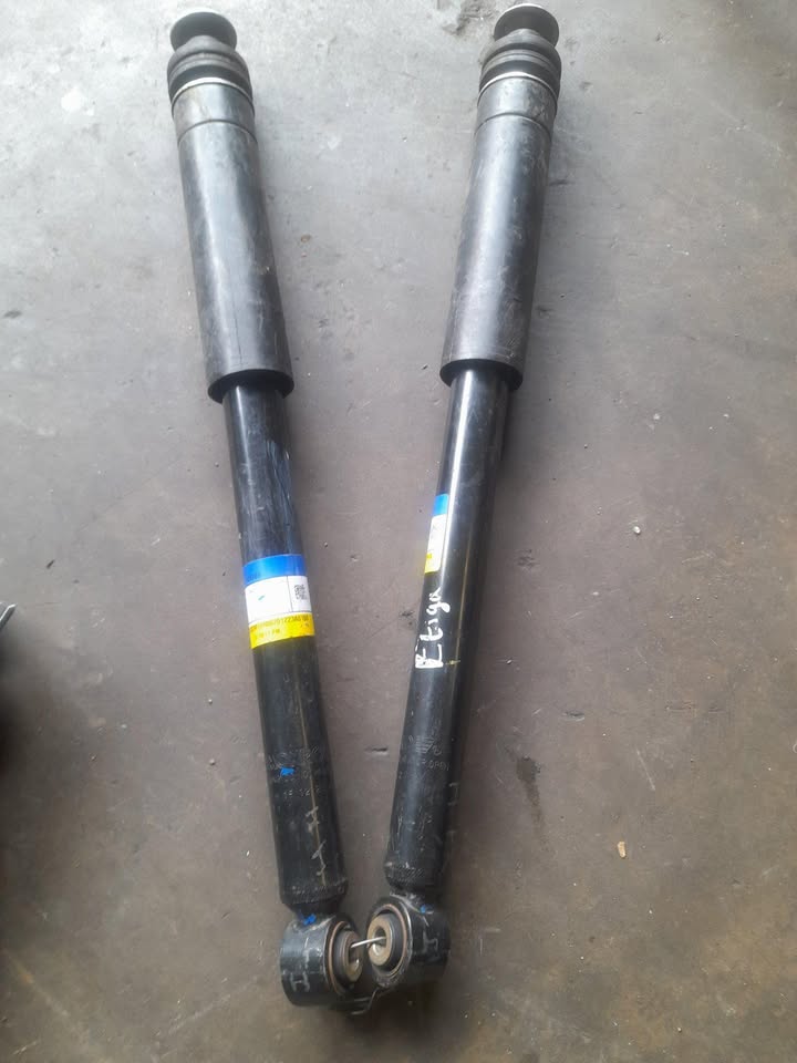 SUZUKI ETIGA BACK SHOCKS AVAILABLE - Private Seller SUZUKI ETIGA BACK SHOCKS AVAILABLE - Private Seller