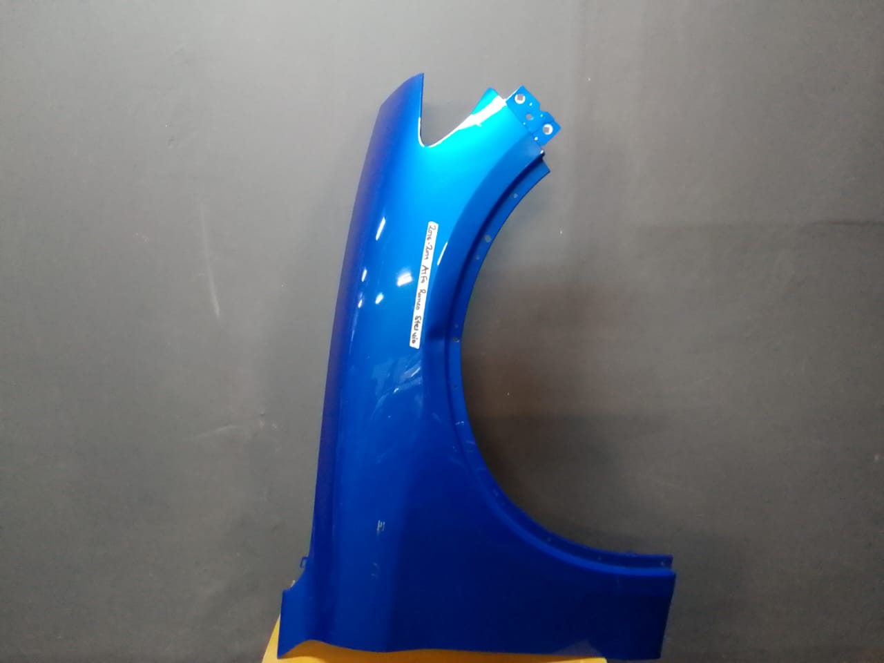 2015-2019 ALFA ROMEO STEALVIO RHS FENDER - Private Seller
