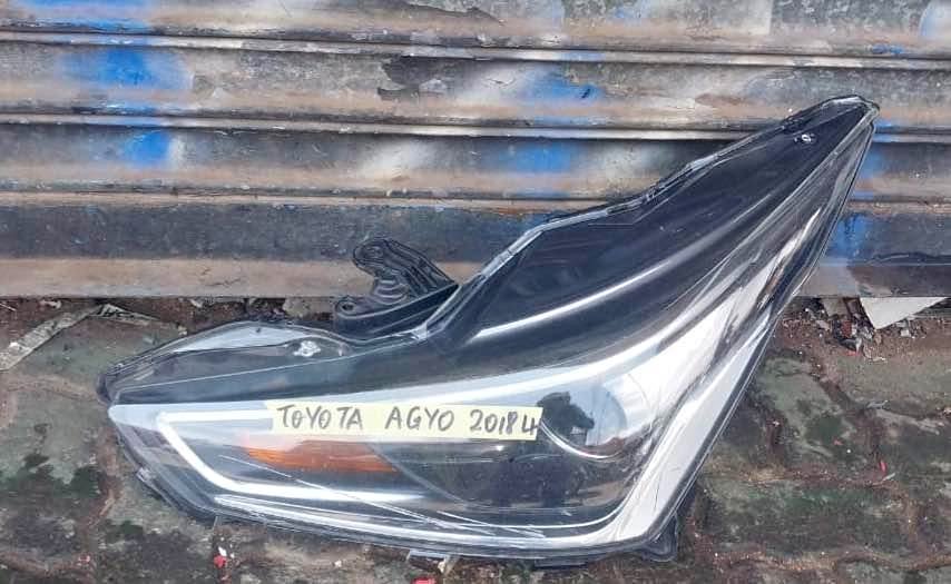 Toyota Aygo headlight 2018 - Private Seller Toyota Aygo headlight 2018 - Private Seller