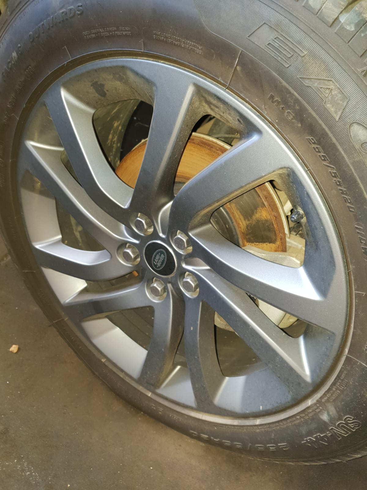 2019 Discovery 5 Complete Set Used Original 20'' Rims For Sale