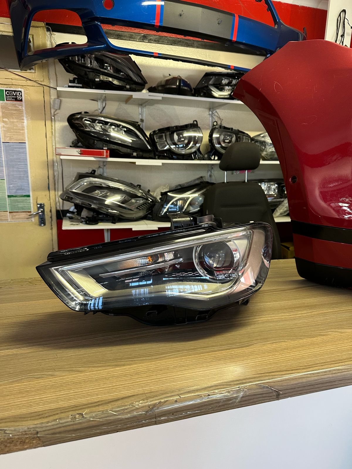2016 AUDI A3 HEADLIGHT LEFTSIDE IN PRESTINE CONDITION FOR SALE - Private Seller 2016 AUDI A3 HEADLIGHT LEFTSIDE IN PRESTINE CONDITION FOR SALE - Private Seller