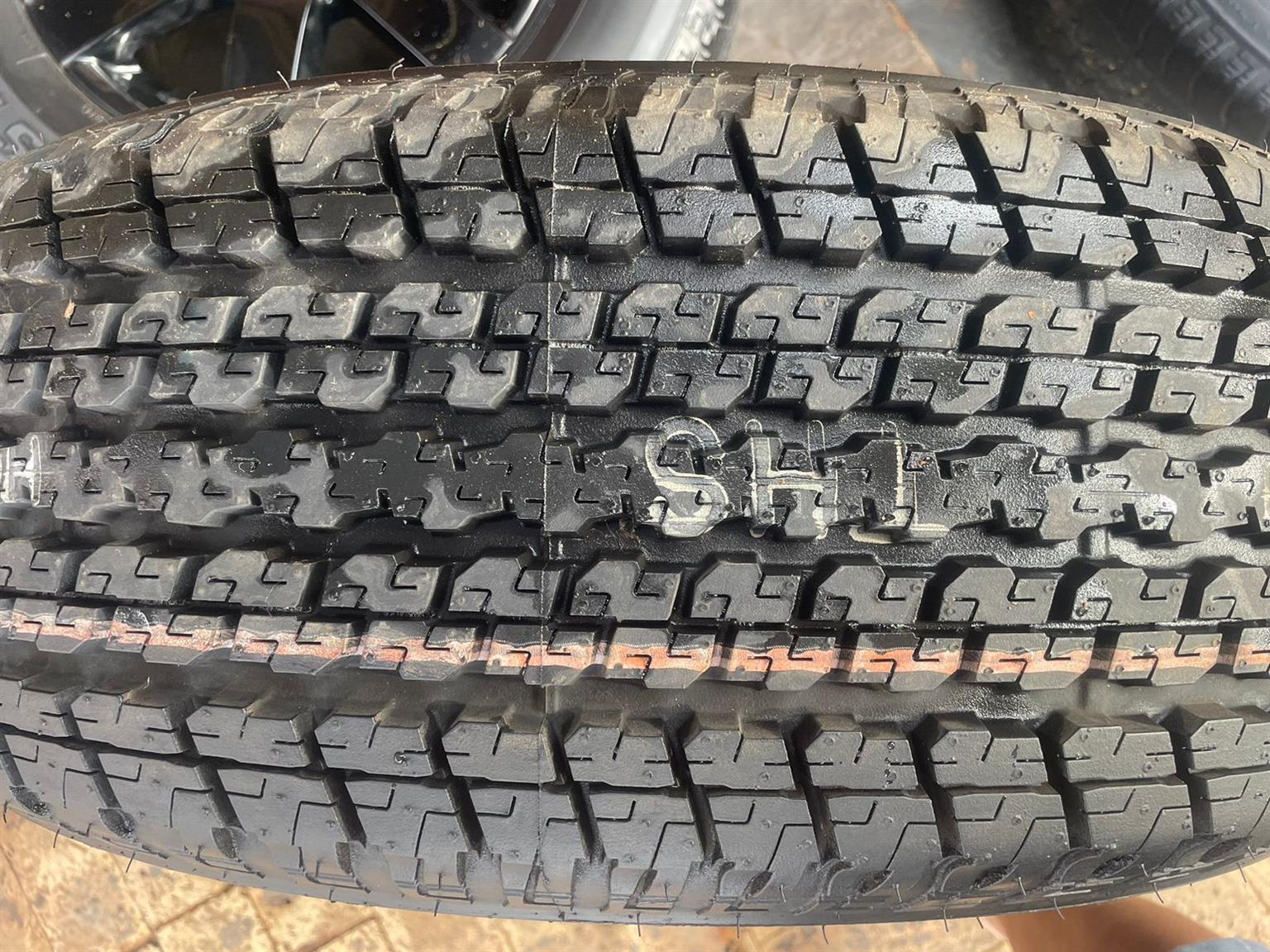 Jeep Wrangler rims and tires 5 of them - Private Seller