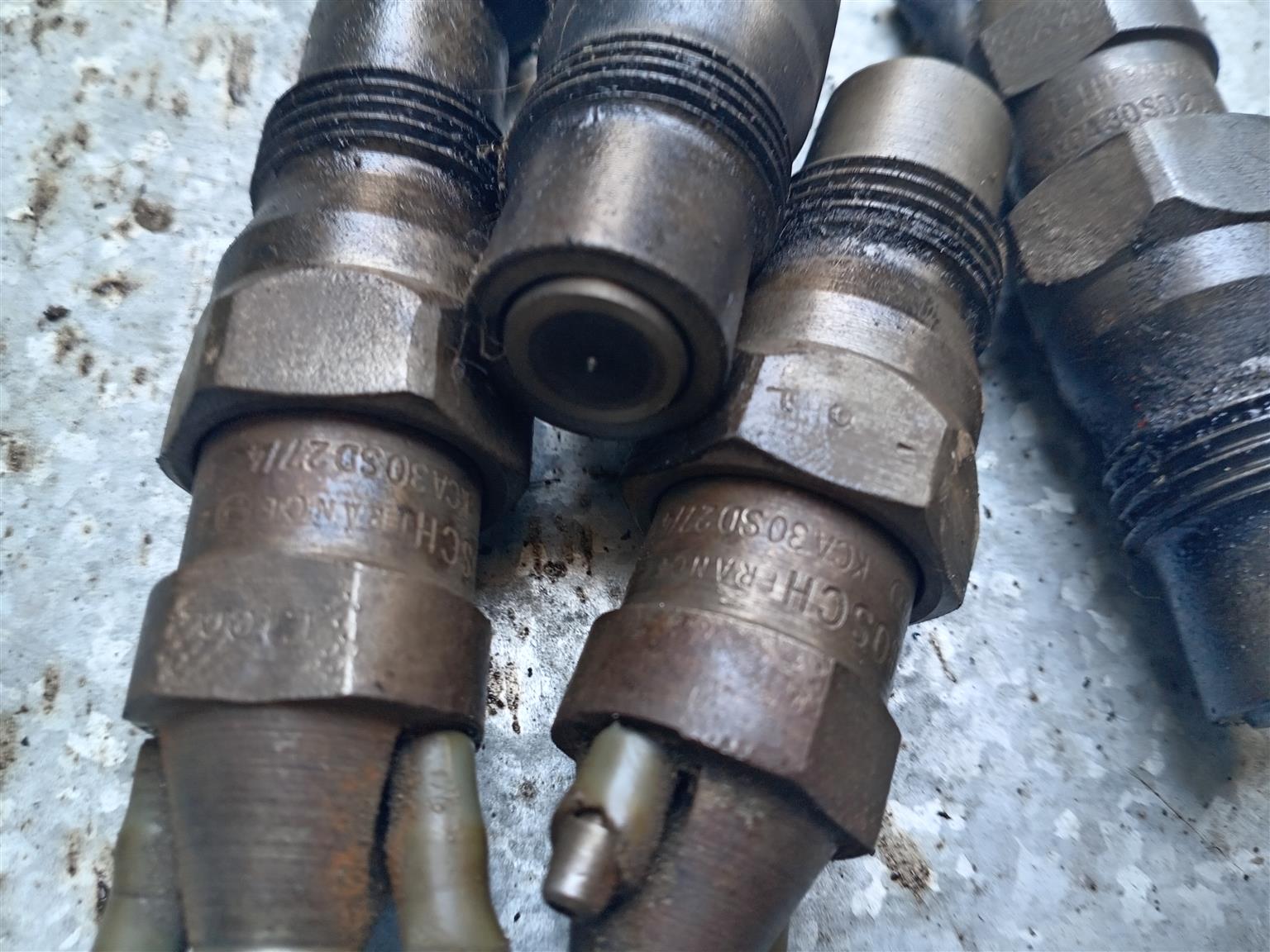 Mercedes 300D injector - Private Seller
