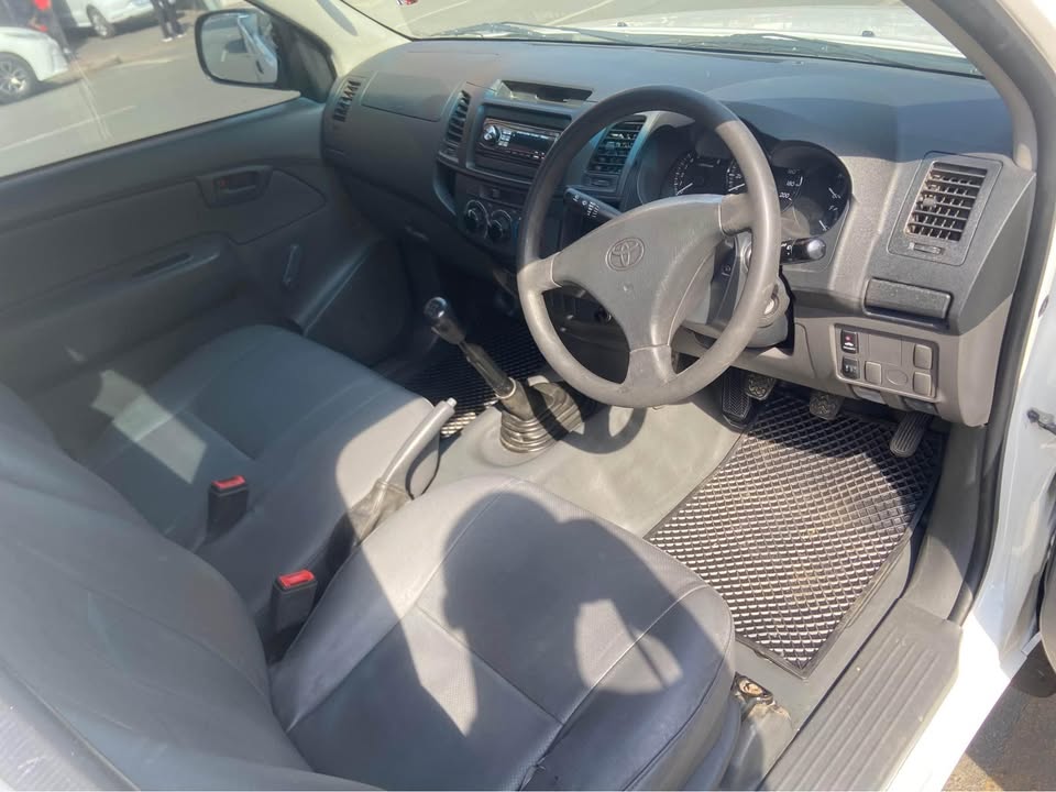 2014 Toyota Hilux 2.7 VVTI 98000km