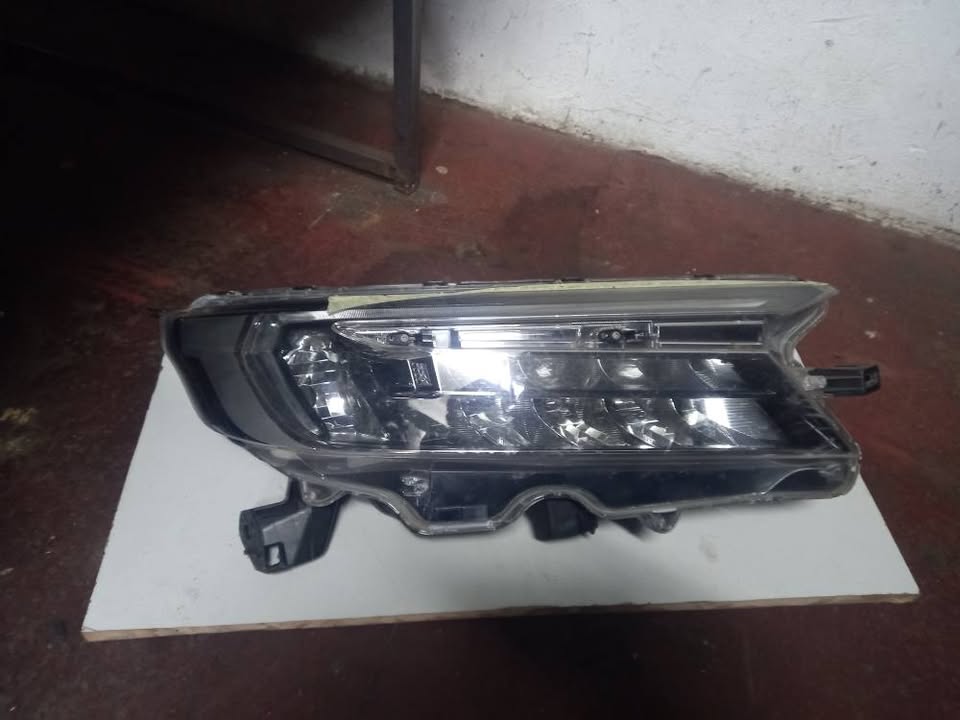 2022 UPWARDS HONDA BR-V LED HEADLIGHT RIGHT SIDE - Private Seller 2022 UPWARDS HONDA BR-V LED HEADLIGHT RIGHT SIDE - Private Seller