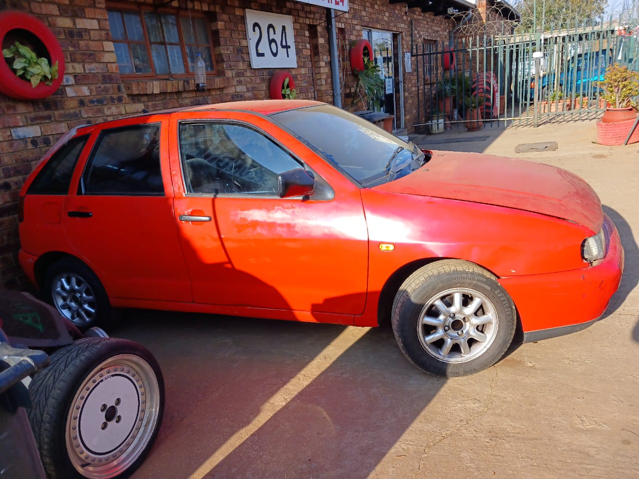 VW POLO PLAYA  BODY PARTS FOR SALE