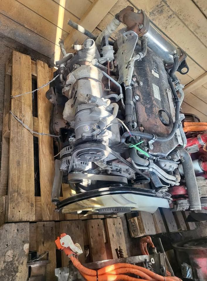 ISUZU 4HK1 ENGINE  EXCELLENT CONDITION   LIKE NEW - Private Seller