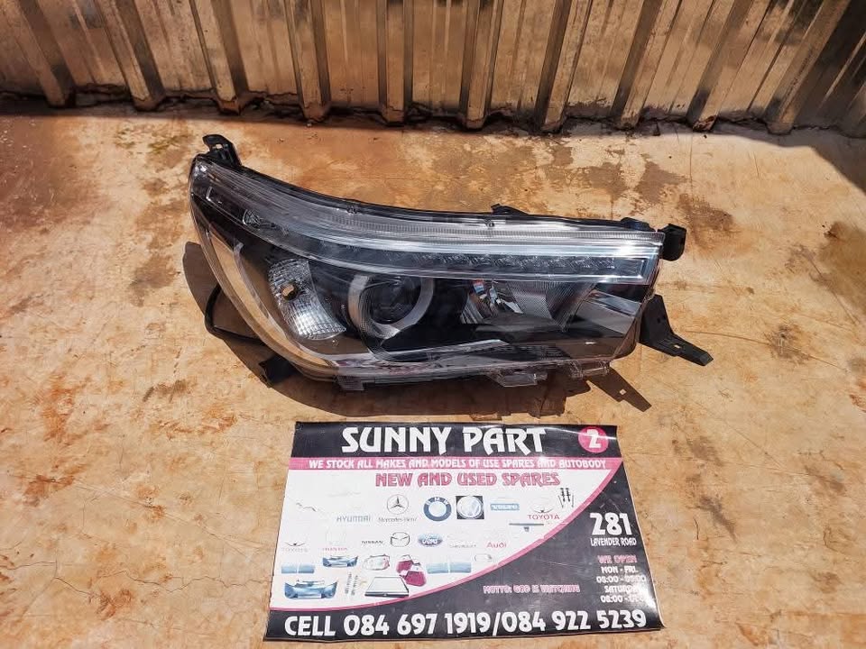Toyota Hilux GD6 Headlight - Private Seller Toyota Hilux GD6 Headlight - Private Seller