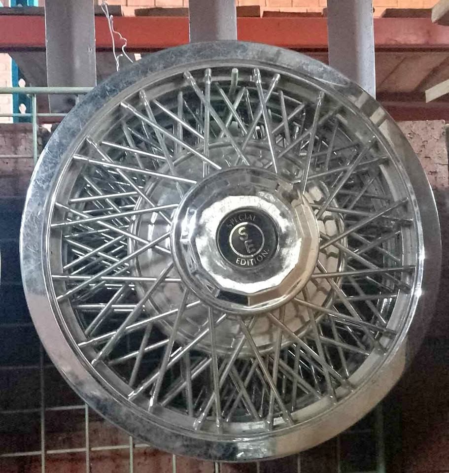 Buick Vintage Wire type hubcap wheel caps - Private Seller Buick Vintage Wire type hubcap wheel caps - Private Seller