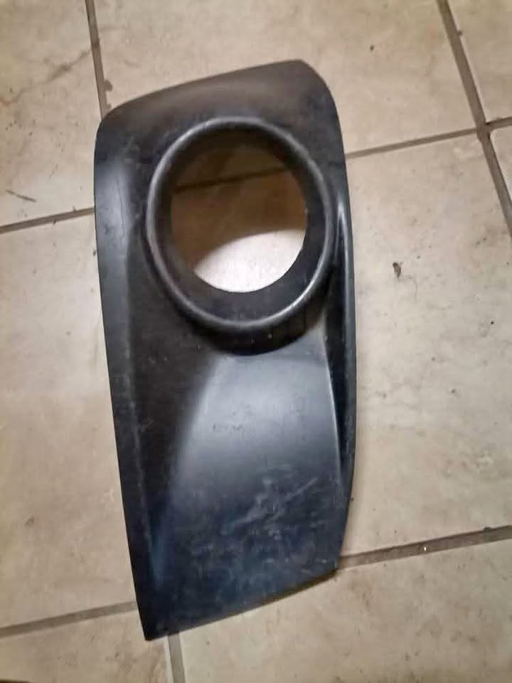 Toyota Fortuner D4D Fog Light Cover Right Side 2013 Used Auto Body Spare Parts - Private Seller Toyota Fortuner D4D Fog Light Cover Right Side 2013 Used Auto Body Spare Parts - Private Seller