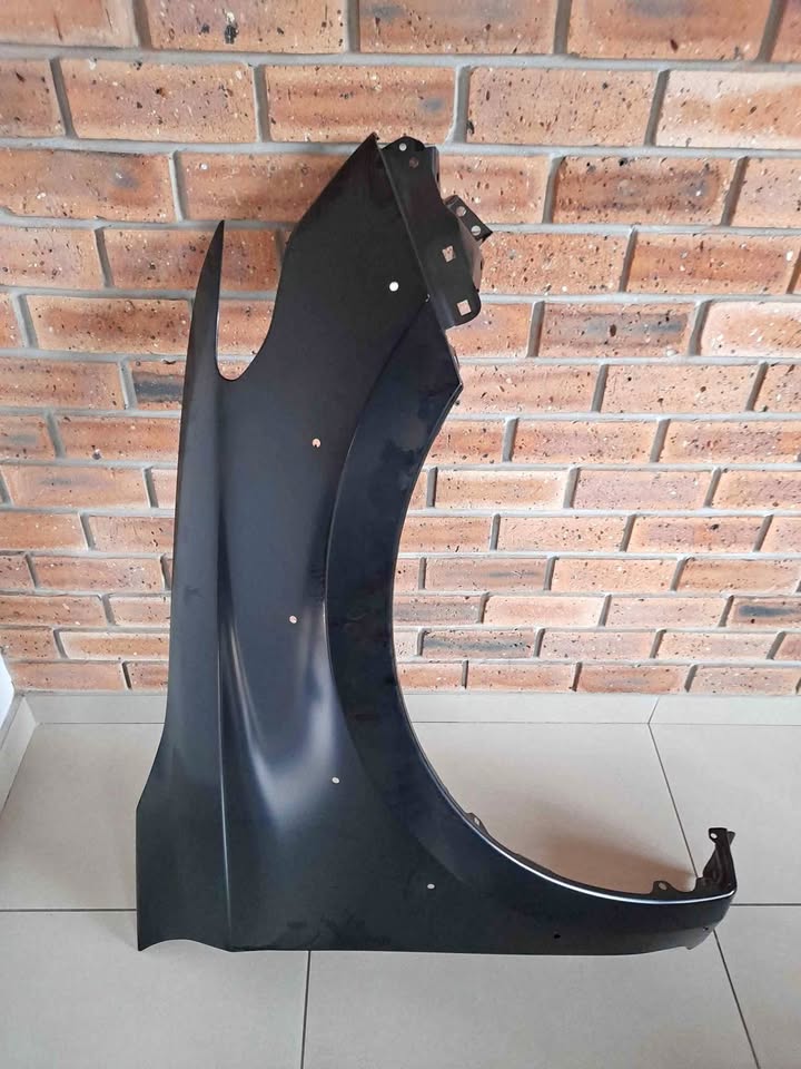 MITSUBISHI TRITON 4X4 2017 ON BRAND NEW FENDERS FORSALE