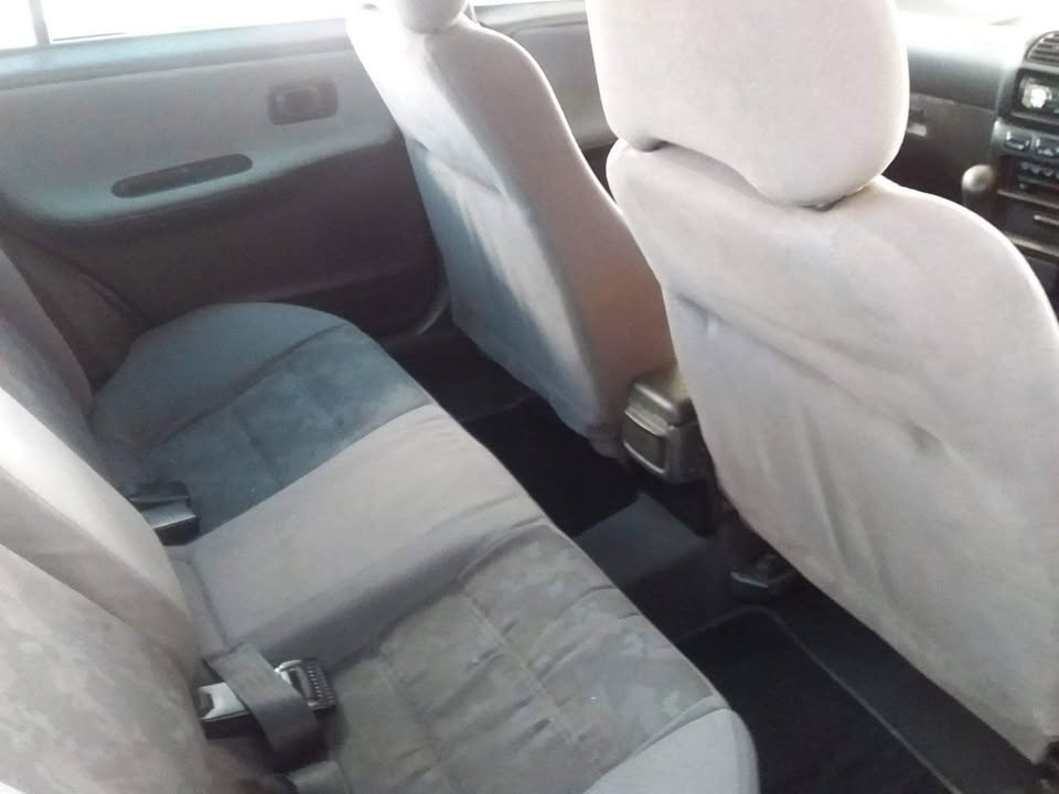 2001 Nissan Sentra sedan manual Transmission 2001