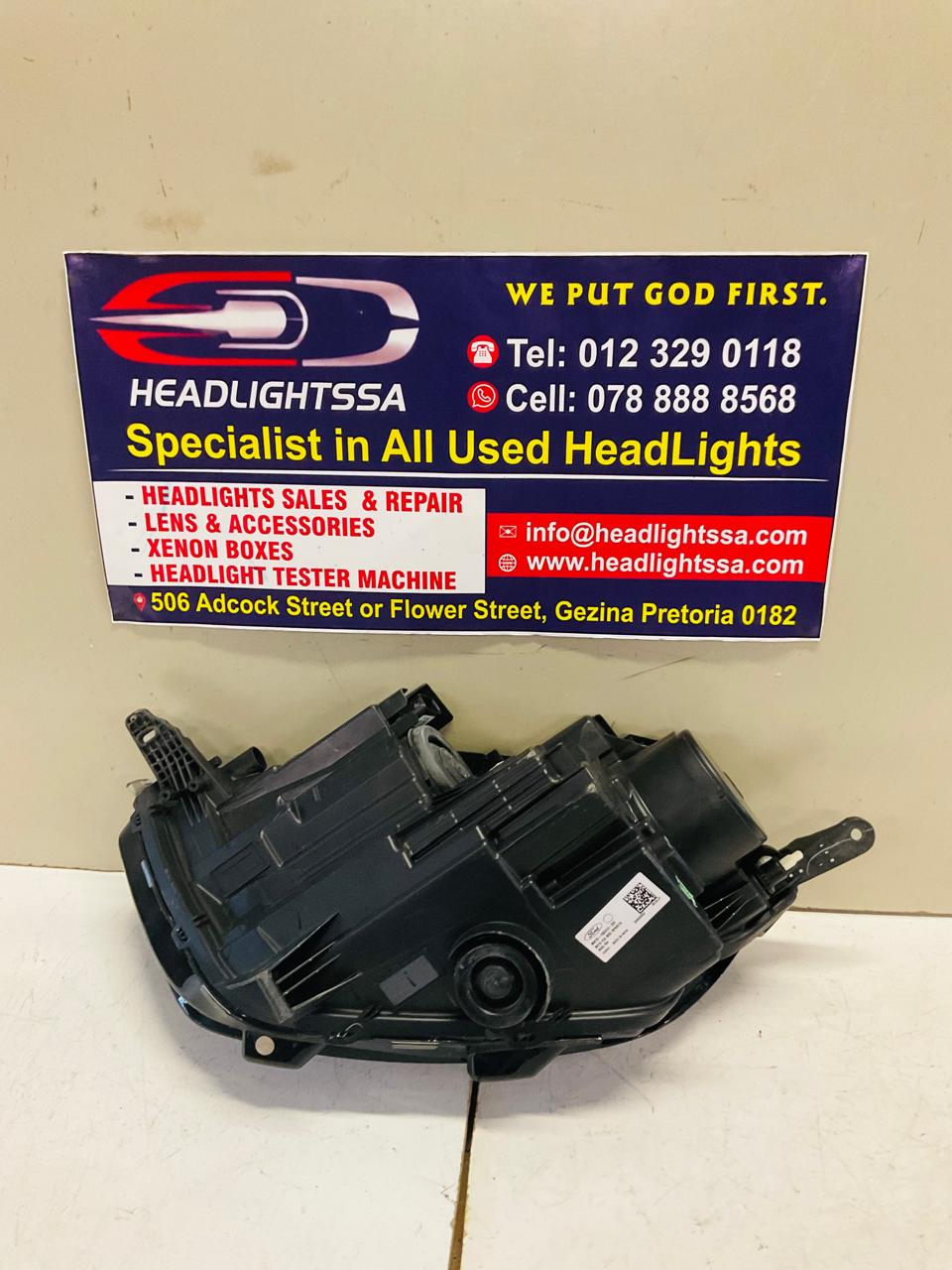 Ford Ecosport right side active halogen headlight - Private Seller