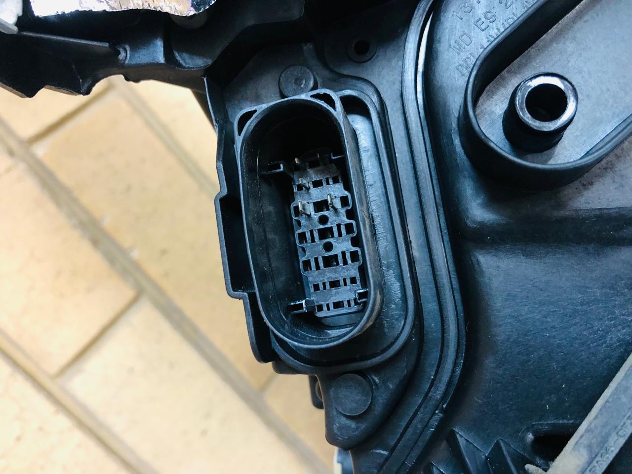 VW Golf 8 (IQ Light) TSI and R-line left and right side xenon headlights - Private Seller VW Golf 8 (IQ Light) TSI and R-line left and right side xenon headlights - Private Seller