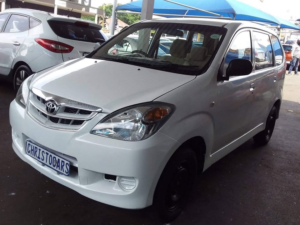 2012 Toyota Avanza sx 7-seater manual 2012