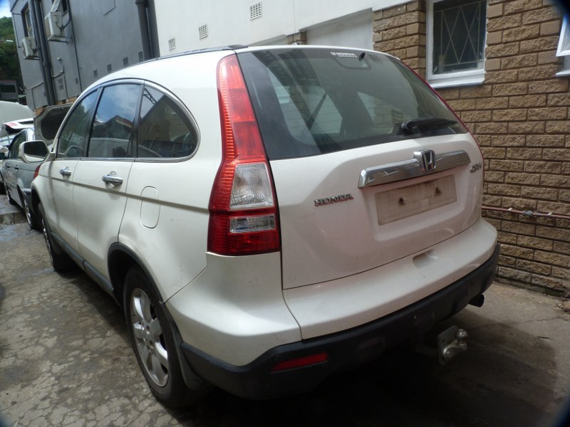 Honda CR-V 2.4 V-Tec RVSi AT Cream - 2009 STRIPPING FOR SPARES - Private Seller Honda CR-V 2.4 V-Tec RVSi AT Cream - 2009 STRIPPING FOR SPARES - Private Seller