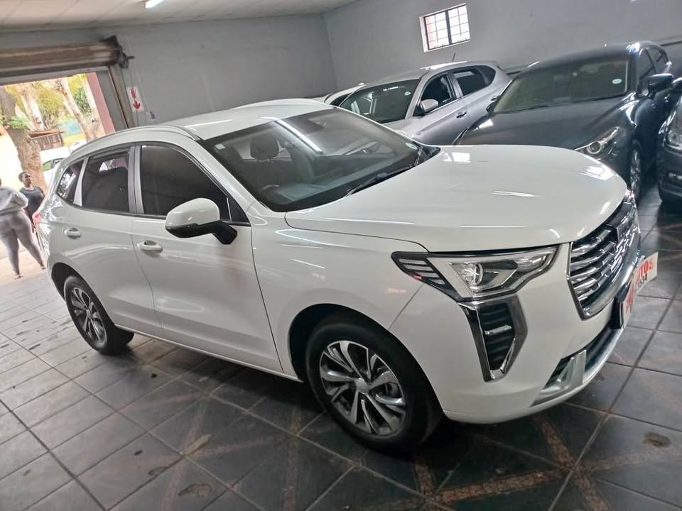 2021 Haval Jolion 1.5T Premium Auto White, Reverse camera and reverse sensor