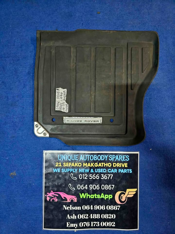 Range Rover Sport Rubber Floor Mat - Private Seller Range Rover Sport Rubber Floor Mat - Private Seller