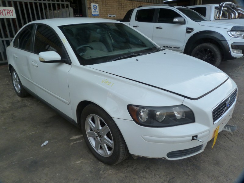 Volvo S40 2.4 AT B52445 - 2004 SPARESBOYZ STRIPPING FOR SPARES - Private Seller Volvo S40 2.4 AT B52445 - 2004 SPARESBOYZ STRIPPING FOR SPARES - Private Seller