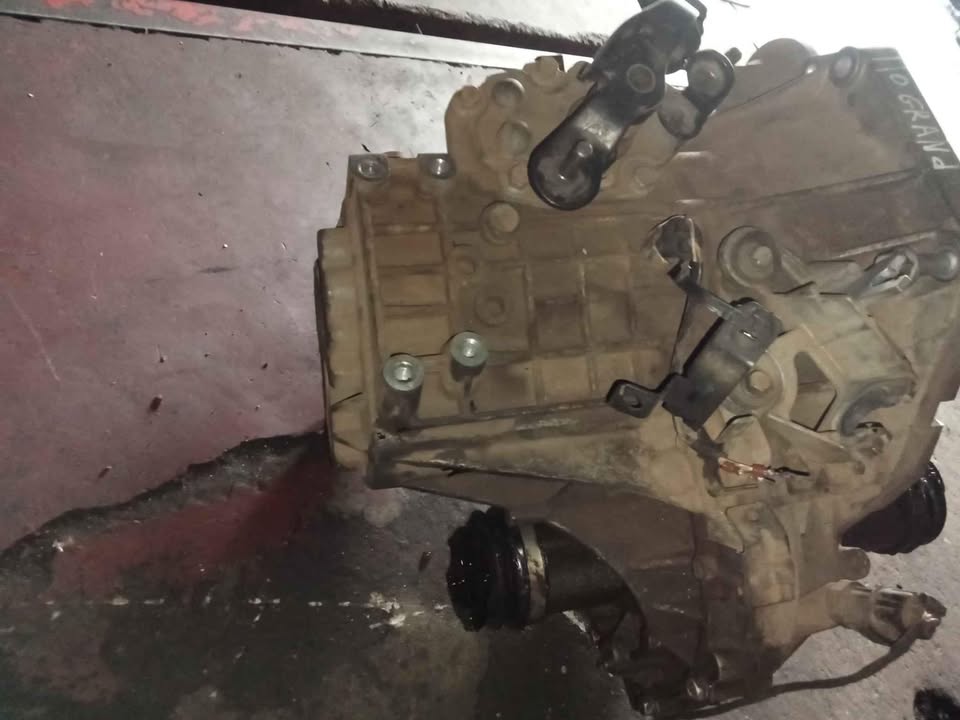 Hyundai i10 grand manual geabox - Private Seller