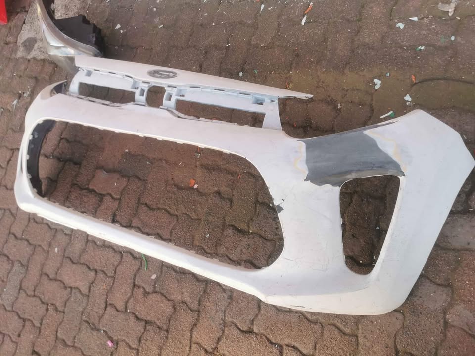 Kia Picanto bumper and right headlight 2019 - Private Seller Kia Picanto bumper and right headlight 2019 - Private Seller