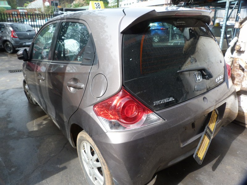 Honda Brio 1.2 I-VTEC Comfort Manual  Brown - 2017 SPARESBOYZ STRIPPING FOR SPAR - Private Seller