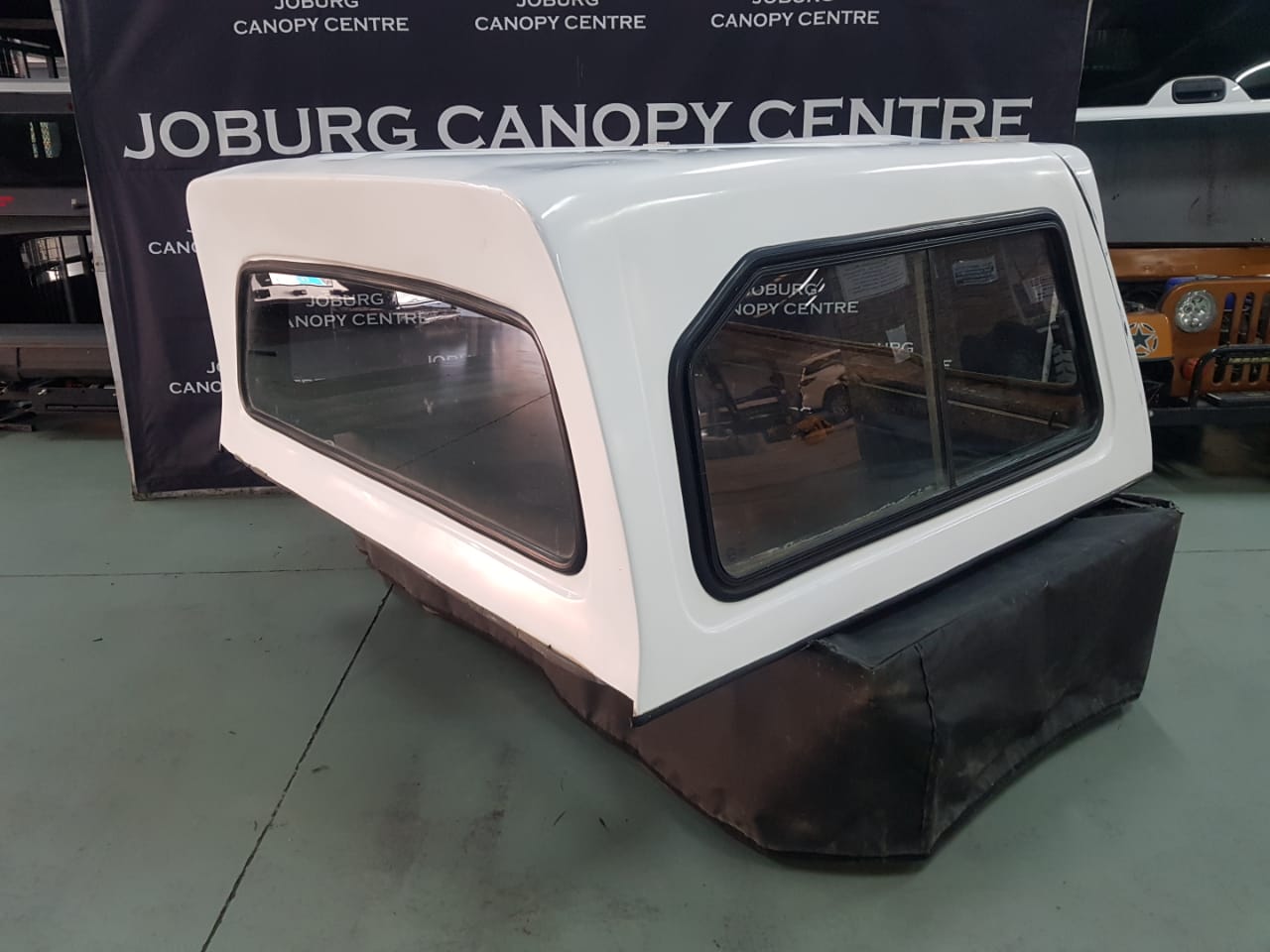 Mahindra Scorpio DC White Mogale canopy for sale - Private Seller