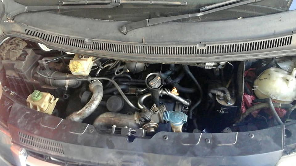 VW T5 2.5 TDI STRIPPING FOR SPARES GEARBOX AVAILABLE AS WELL - Private Seller VW T5 2.5 TDI STRIPPING FOR SPARES GEARBOX AVAILABLE AS WELL - Private Seller