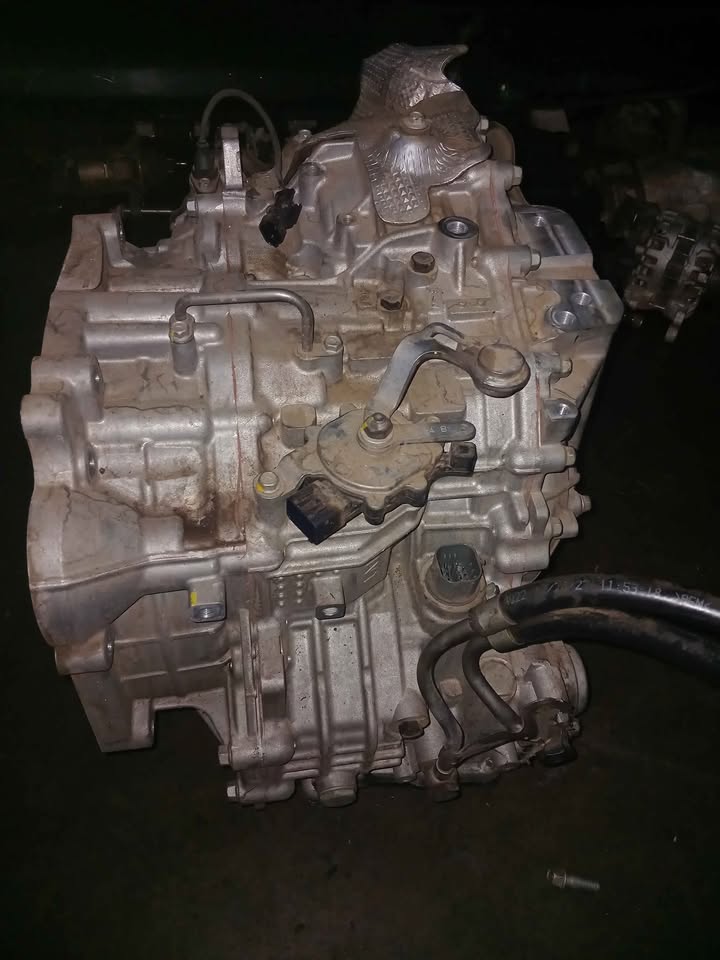 Kia sonet automatic gear box - Private Seller Kia sonet automatic gear box - Private Seller