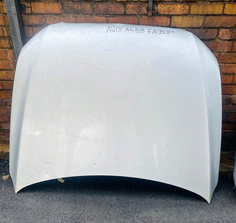 Audi A4 B8 Facelift bonnet - Private Seller Audi A4 B8 Facelift bonnet - Private Seller