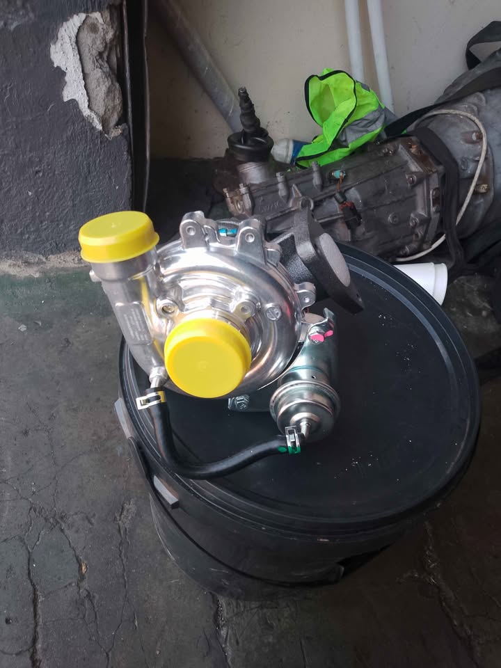 TOYOTA 2KD 2.5L DIESEL COMPLETE ENGINE FOR SALE - Private Seller TOYOTA 2KD 2.5L DIESEL COMPLETE ENGINE FOR SALE - Private Seller