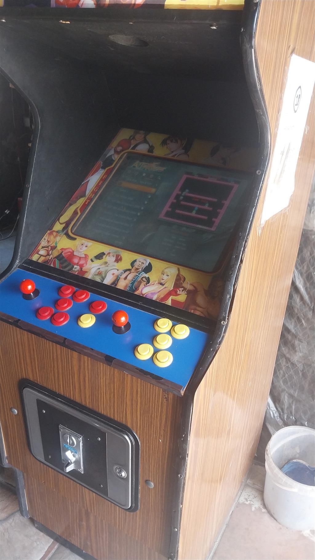Arcade machine Pandora with over 6000 game