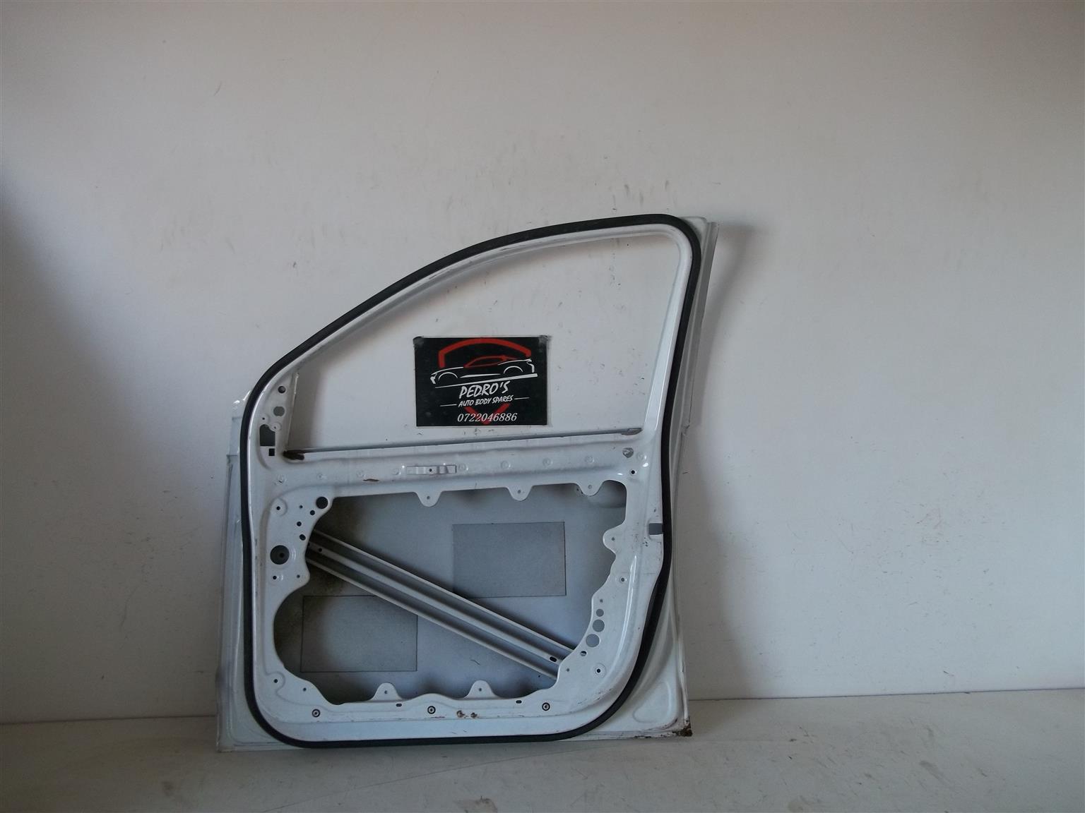 VW Polo Vivo right front door - Private Seller