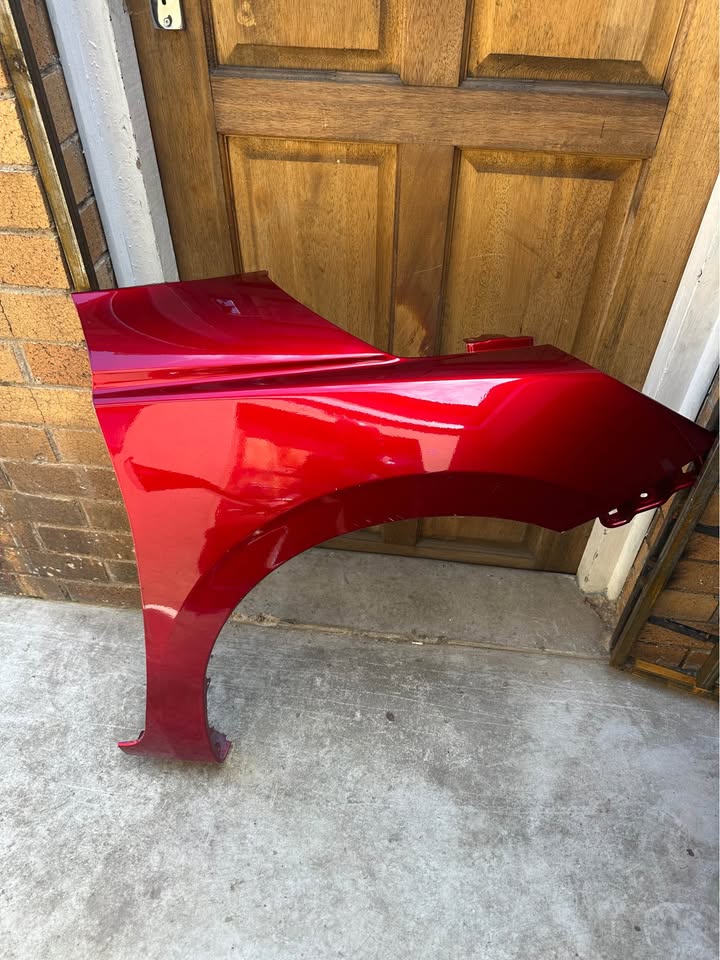 2025-2026 Suzuki swift right side fender - Private Seller 2025-2026 Suzuki swift right side fender - Private Seller