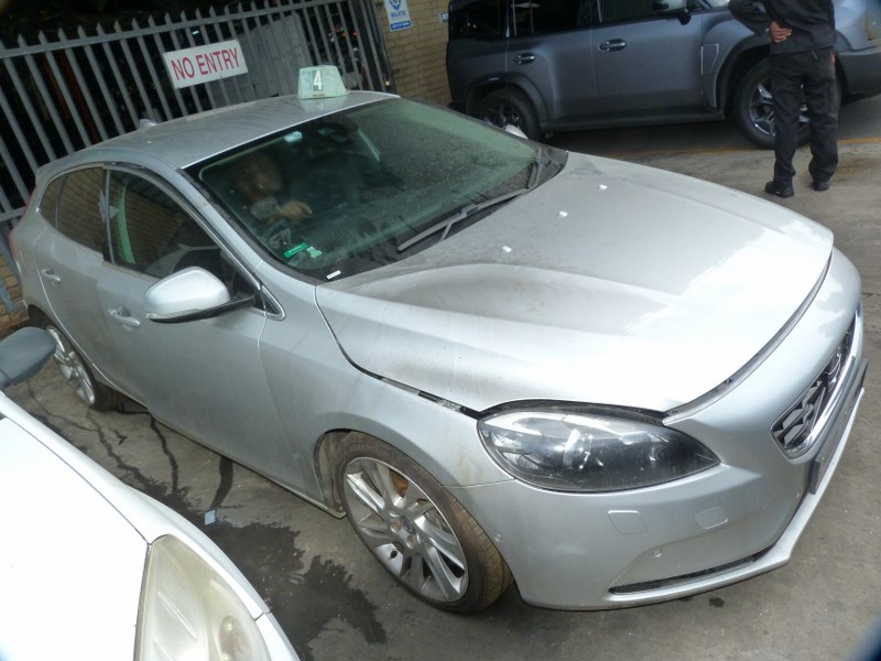 Volvo V40 D3 2.0 Diesel AT D5204T Silver - 2014 SPARESBOYZ STRIPPING FOR SPARES - Private Seller Volvo V40 D3 2.0 Diesel AT D5204T Silver - 2014 SPARESBOYZ STRIPPING FOR SPARES - Private Seller
