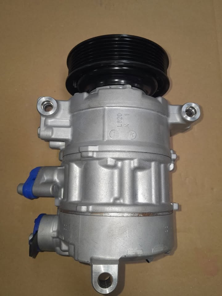 VW POLO AIRCON PUMP 1.4 (TSI) ENGINE FOR SALE - Private Seller VW POLO AIRCON PUMP 1.4 (TSI) ENGINE FOR SALE - Private Seller