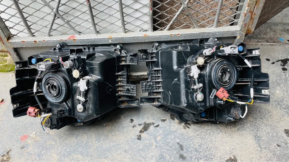 Toyota Urban Cruiser headlights - Private Seller Toyota Urban Cruiser headlights - Private Seller