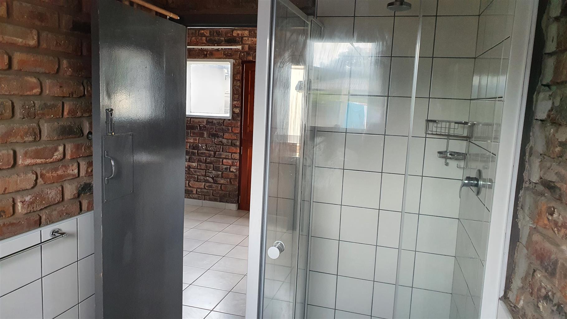 1 Bedroom Flat for Rent R4600pm George South