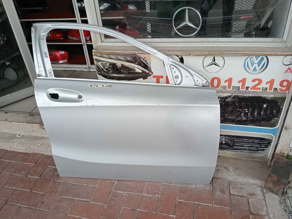 Mercedes Benz A Class W176 Door  Used Auto Body Spare Parts at Sema Spare Center - Private Seller