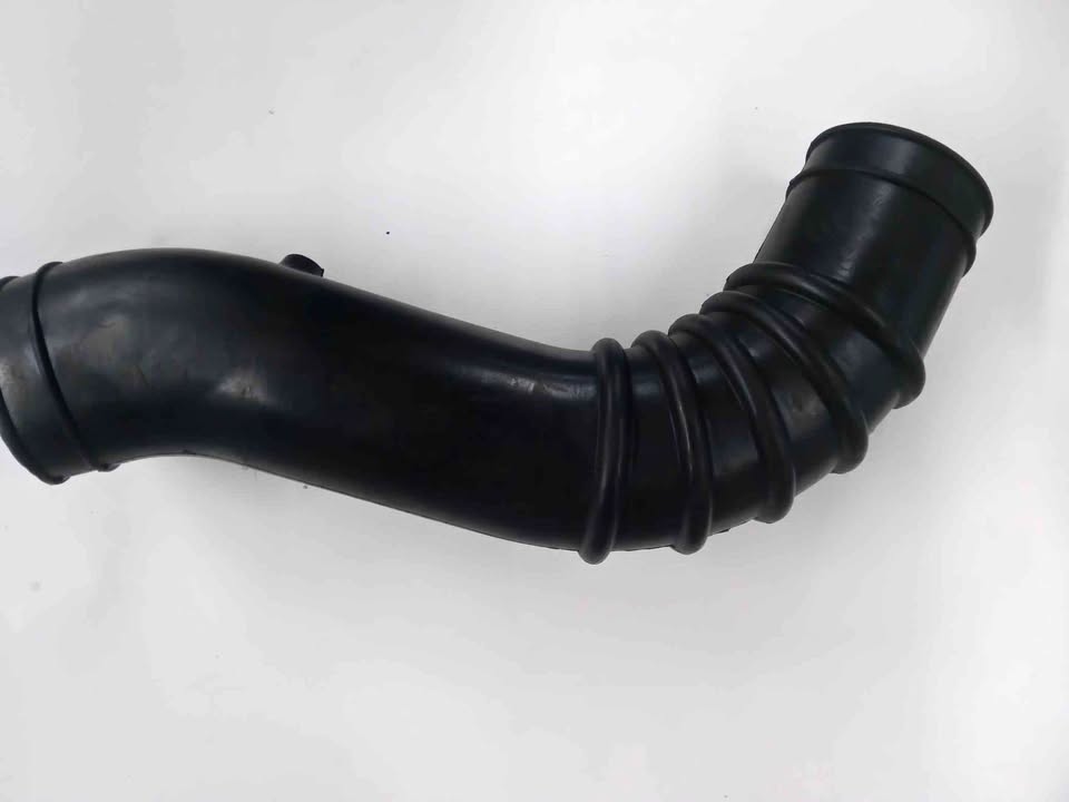 NEW TOYOTA CAMRY INTAKE PIPE 1992-2002 - Private Seller NEW TOYOTA CAMRY INTAKE PIPE 1992-2002 - Private Seller