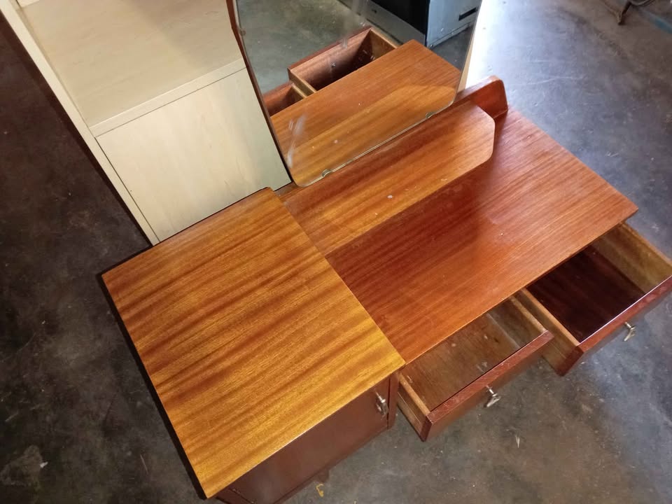 Vintage Dressing unit