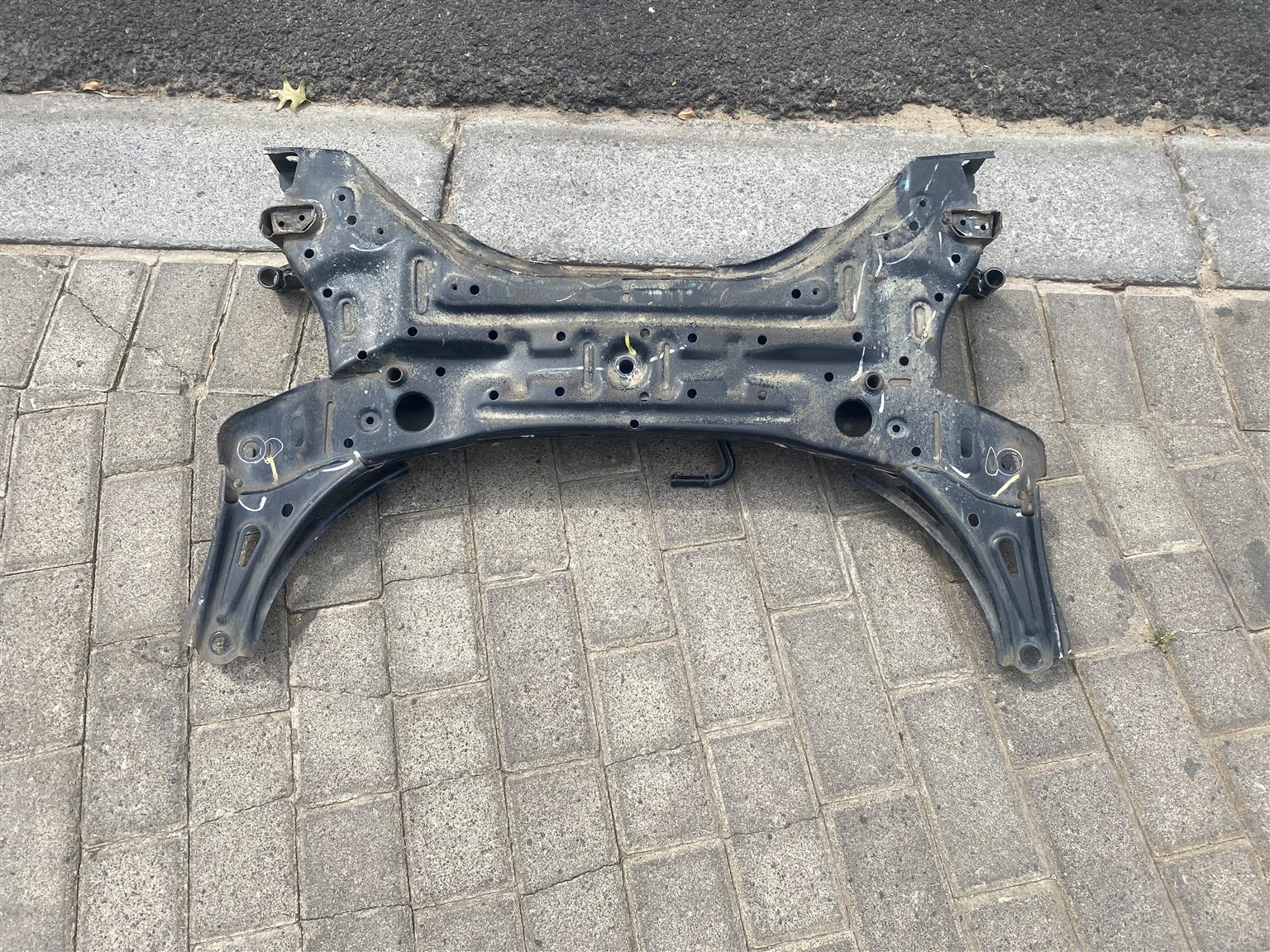 2024 SUZUKI SWIFT SUBFRAME FOR SALE. IN EXCELLENT CONDITION - Private Seller