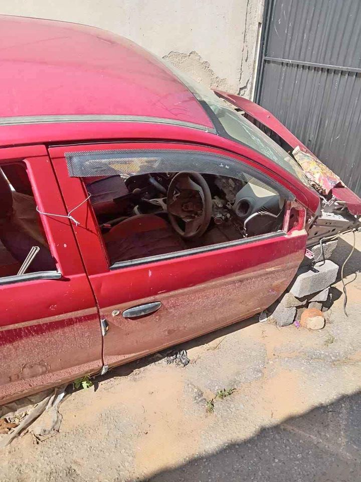 Mitsubishi mirage right front door - Private Seller Mitsubishi mirage right front door - Private Seller