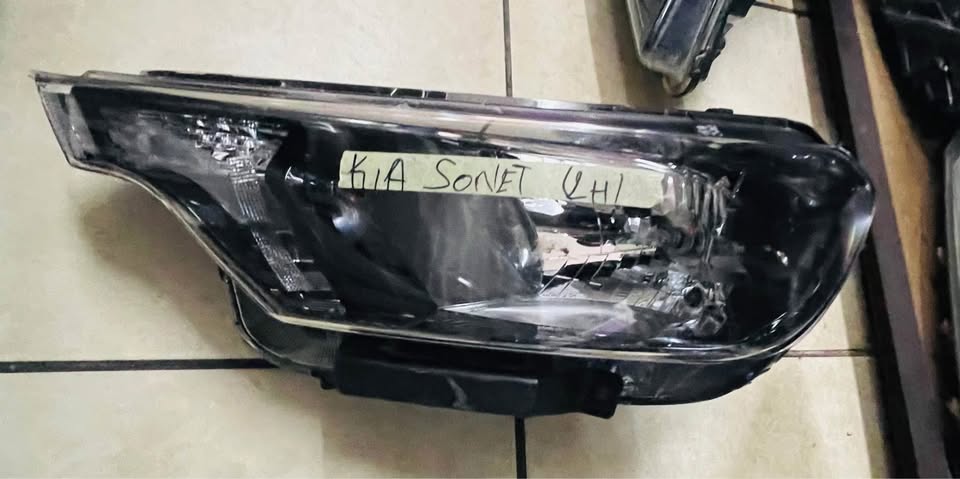 Kia Sonet headlights - Private Seller