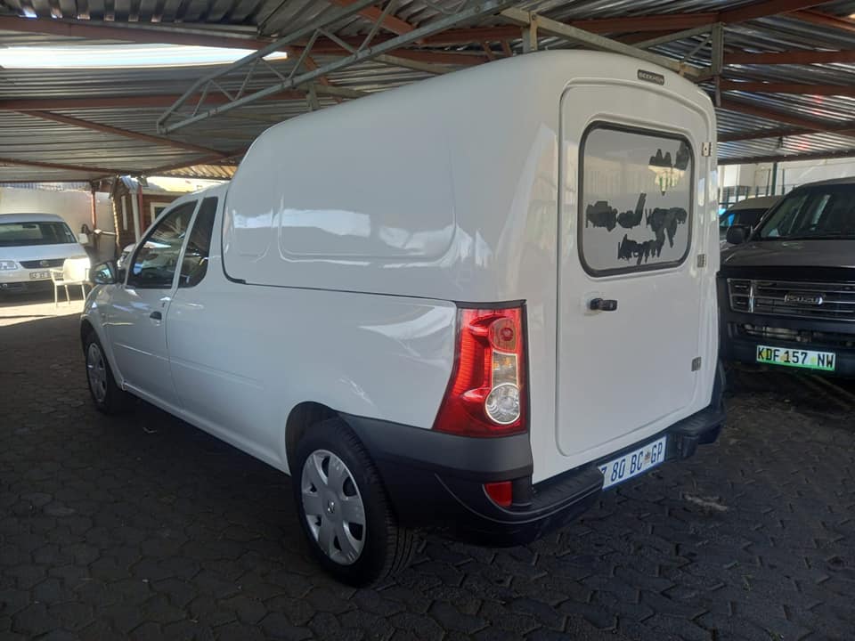Nissan Np200 1.6 Manual with Canopy  2019 White