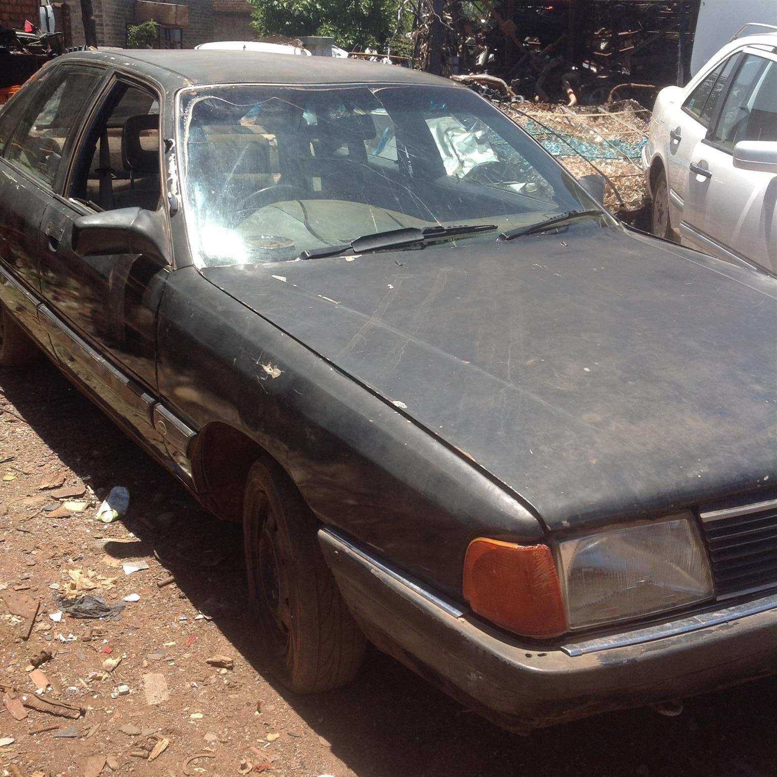 Stripping Audi 500E 1989 for Spares - Private Seller